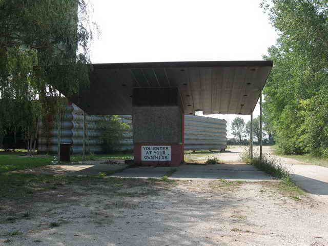 Star View Drive-In - 2010 Photo